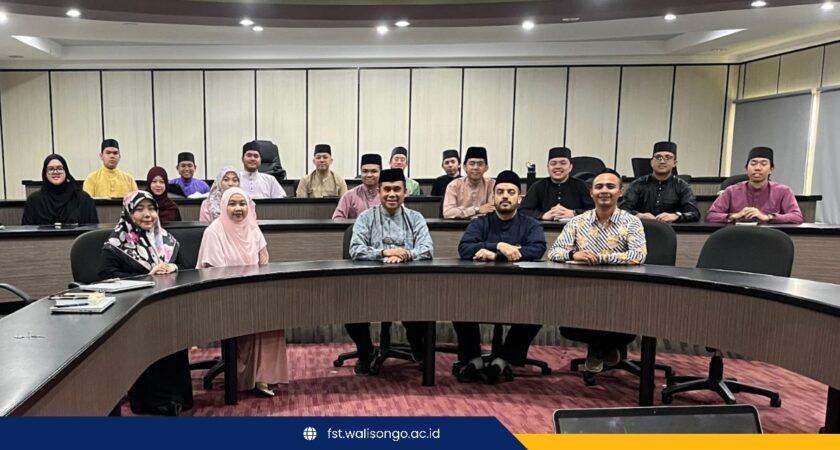 Dekan FST UIN Walisongo Semarang Beri Kuliah Tamu di UNISSA, Brunei Darussalam