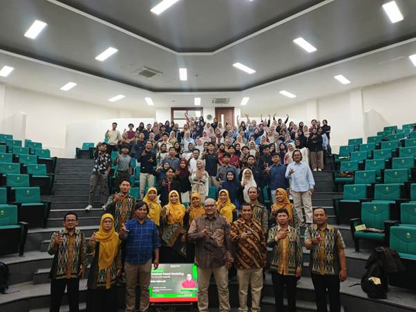 Physics Guest Lecture UIN Walisongo: Memperluas Wawasan Quantum-Based Modelling dari 3D hingga 0D Materials