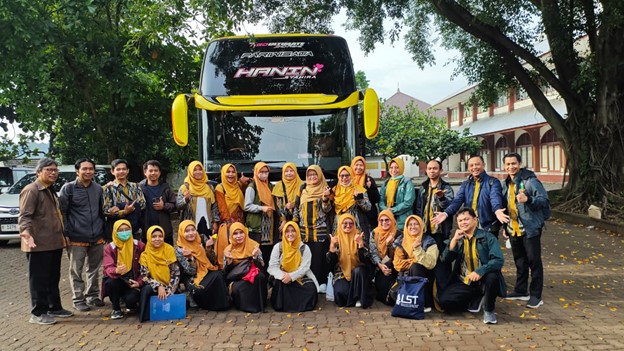 Perkuat Tata Kelola Laboratorium, Tim Saintek UIN Walisongo Kunjungi Empat Laboratorium Unggulan di Yogyakarta