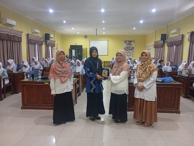 Fakultas Sains dan Teknologi gelar Sosialisasi PMB di SMAN 1  Mranggen Demak